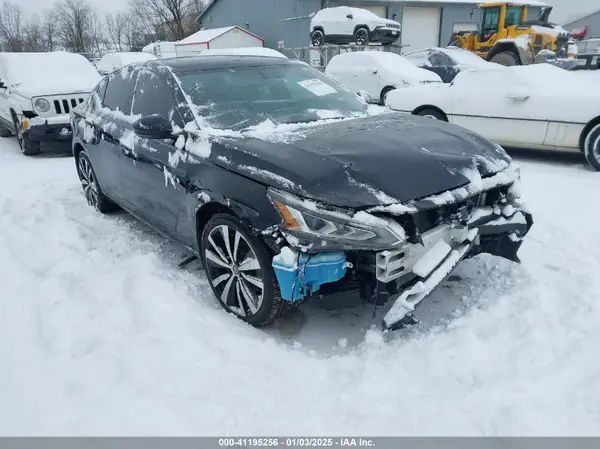 1N4BL4CW2KC205804 2019 NISSAN ALTIMA - Image 1