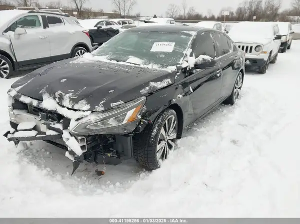 1N4BL4CW2KC205804 2019 NISSAN ALTIMA - Image 2
