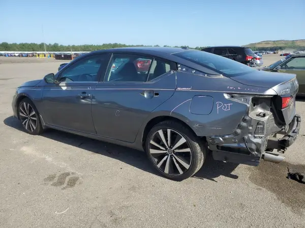 1N4BL4CW2KC224613 2019 NISSAN ALTIMA - Image 2