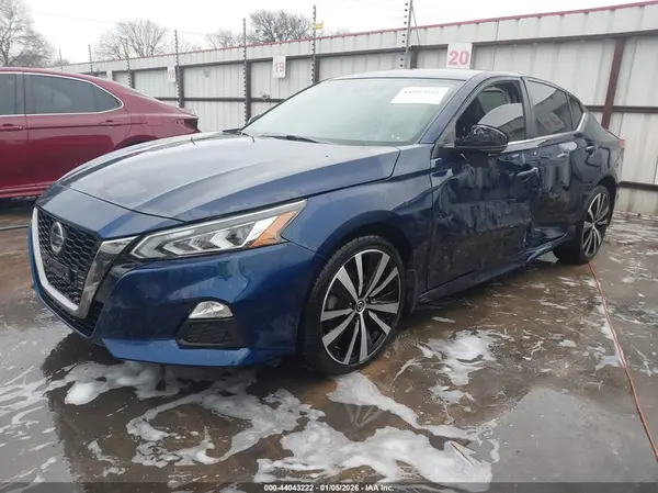 1N4BL4CW2KN315739 2019 NISSAN ALTIMA - Image 2