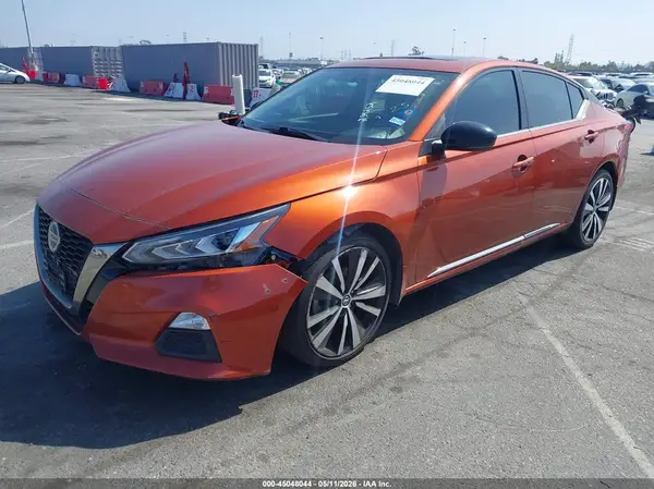 1N4BL4CW2KN317975 2019 NISSAN ALTIMA - Image 2
