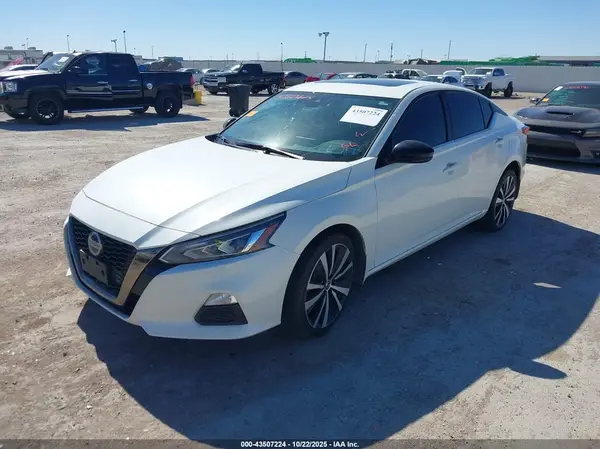 1N4BL4CW2LN322983 2020 NISSAN ALTIMA - Image 2