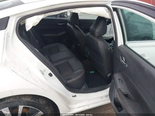 1N4BL4CW2MN353748 2021 NISSAN ALTIMA - Image 8