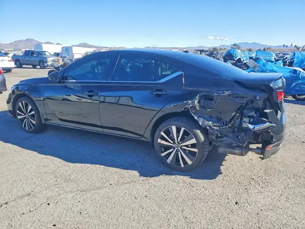 1N4BL4CW2MN362983 2021 NISSAN ALTIMA - Image 2