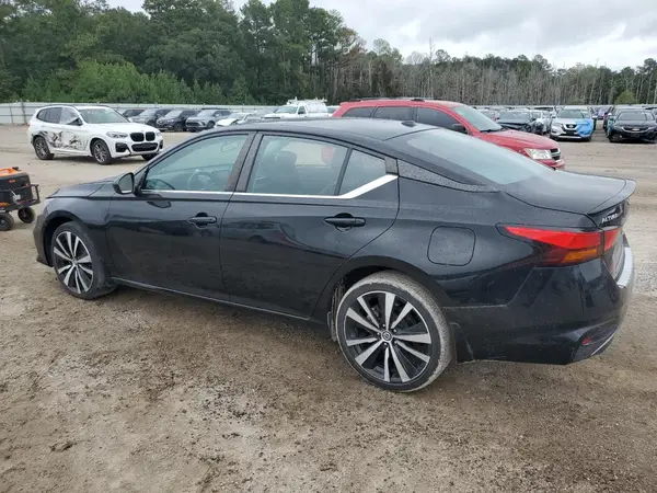 1N4BL4CW2MN375782 2021 NISSAN ALTIMA - Image 2