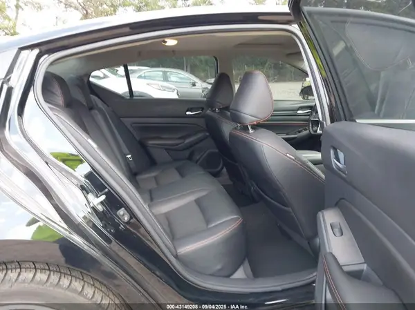 1N4BL4CW2MN410353 2021 NISSAN ALTIMA - Image 8