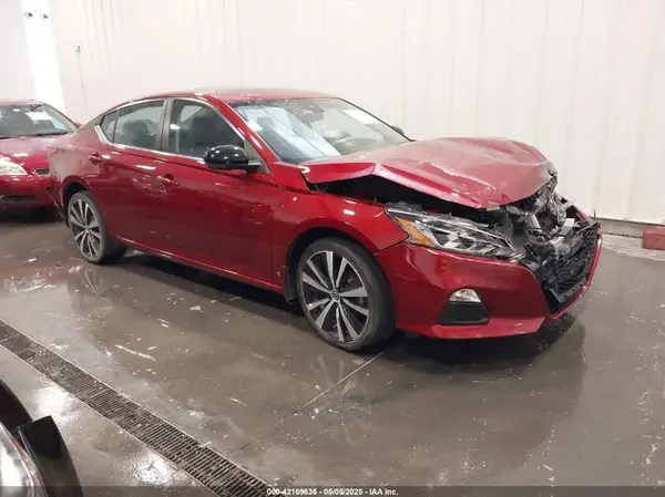 1N4BL4CW2MN417528 2021 NISSAN ALTIMA - Image 1