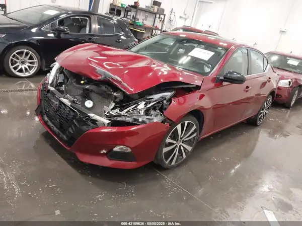 1N4BL4CW2MN417528 2021 NISSAN ALTIMA - Image 2