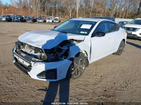 1N4BL4CW2RN341784 2024 NISSAN ALTIMA - Image 2