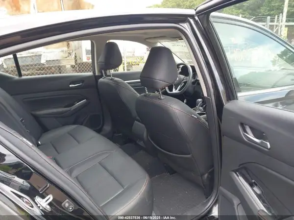 1N4BL4CW2RN402390 2024 NISSAN ALTIMA - Image 8