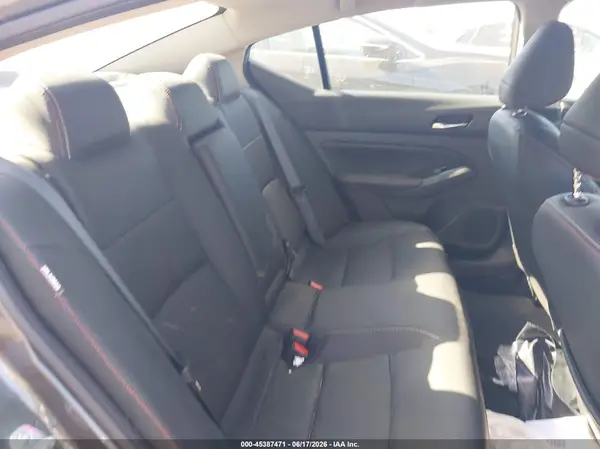 1N4BL4CW2RN424163 2024 NISSAN ALTIMA - Image 8