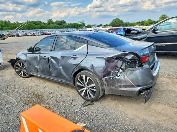 1N4BL4CW3KC138243 2019 NISSAN ALTIMA - Image 2
