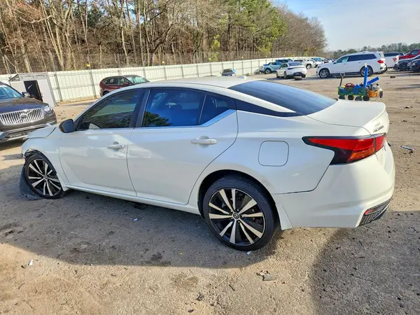 1N4BL4CW3KC250301 2019 NISSAN ALTIMA - Image 2
