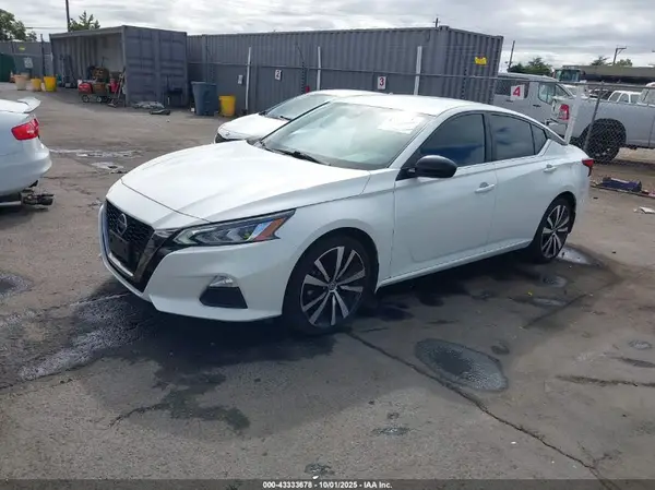 1N4BL4CW3LC169977 2020 NISSAN ALTIMA - Image 2