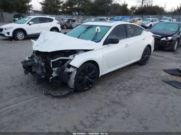 1N4BL4CW3LC235055 2020 NISSAN ALTIMA - Image 2