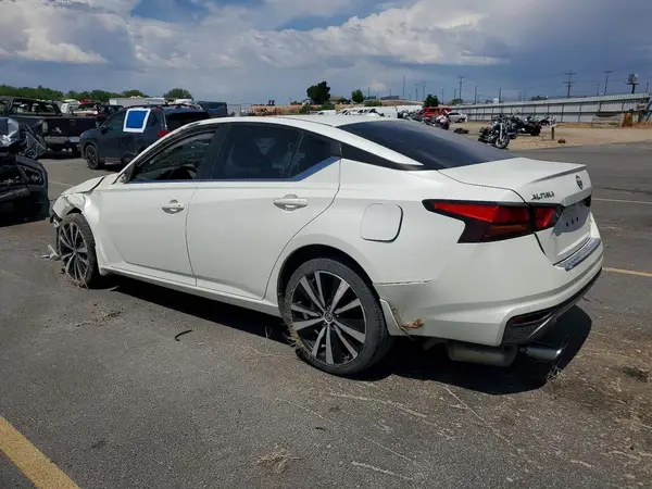 1N4BL4CW3LC275135 2020 NISSAN ALTIMA - Image 2