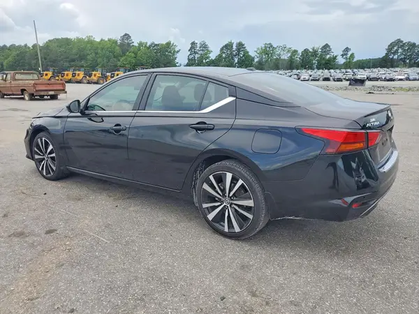 1N4BL4CW3MN331449 2021 NISSAN ALTIMA - Image 2