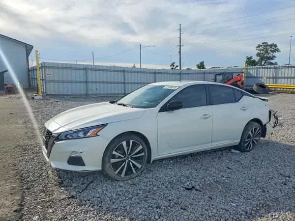 1N4BL4CW3MN356268 2021 NISSAN ALTIMA - Image 1