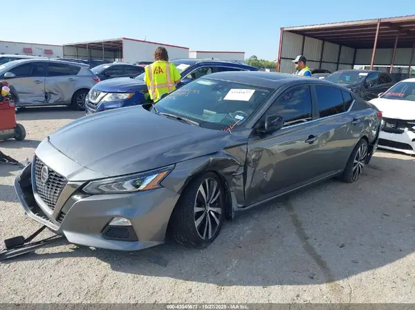 1N4BL4CW3MN420891 2021 NISSAN ALTIMA - Image 2