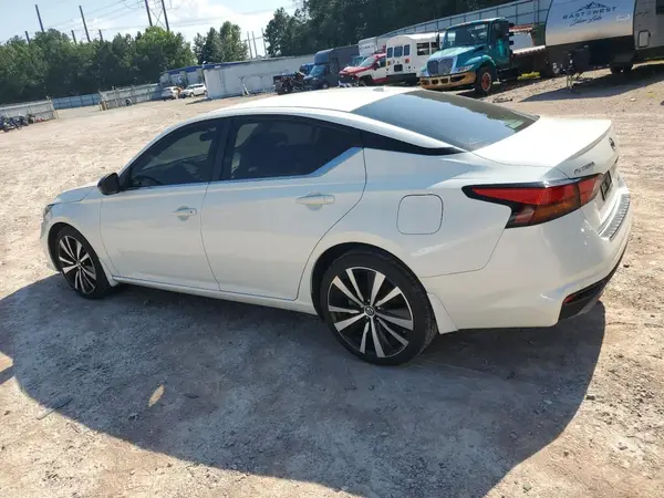1N4BL4CW3NN352772 2022 NISSAN ALTIMA - Image 2