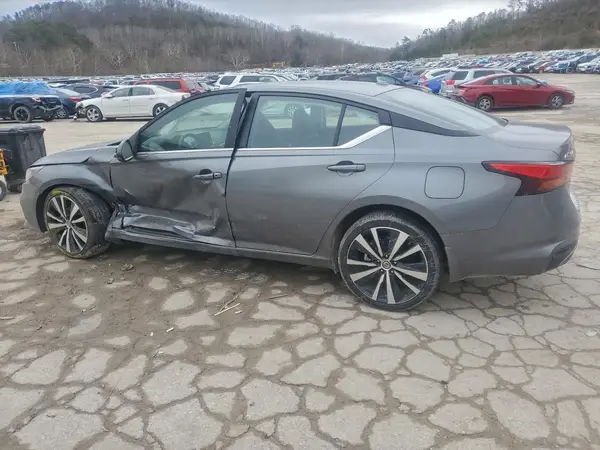 1N4BL4CW3NN357714 2022 NISSAN ALTIMA - Image 2