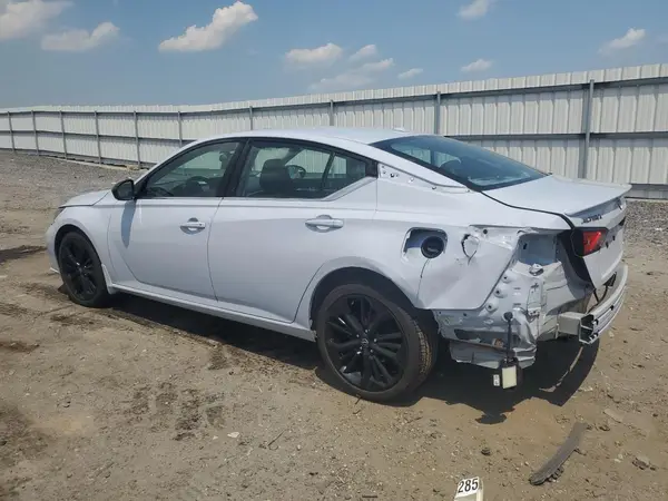 1N4BL4CW3PN309598 2023 NISSAN ALTIMA - Image 2