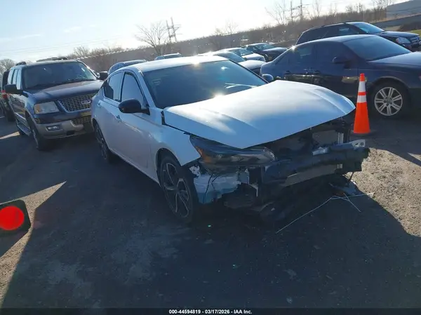 1N4BL4CW3RN391156 2024 NISSAN ALTIMA - Image 1