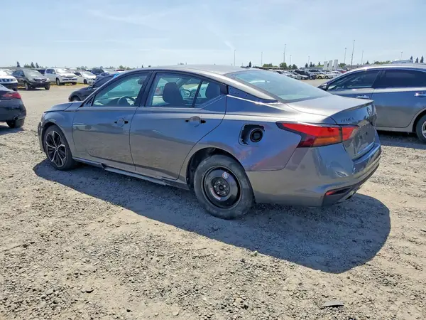 1N4BL4CW3RN397247 2024 NISSAN ALTIMA - Image 2
