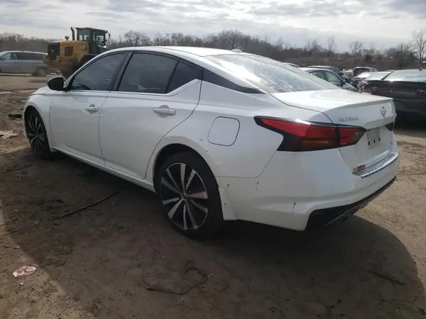 1N4BL4CW4KC178881 2019 NISSAN ALTIMA - Image 2
