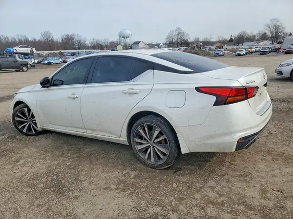 1N4BL4CW4KC179044 2019 NISSAN ALTIMA - Image 2
