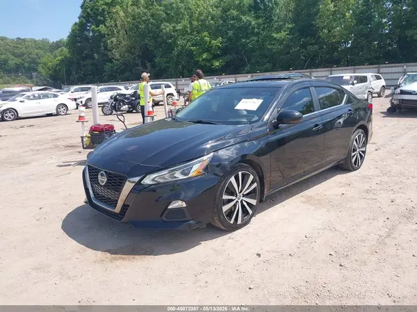 1N4BL4CW4KC180131 2019 NISSAN ALTIMA - Image 2