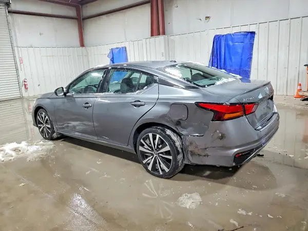1N4BL4CW4KC182168 2019 NISSAN ALTIMA - Image 2