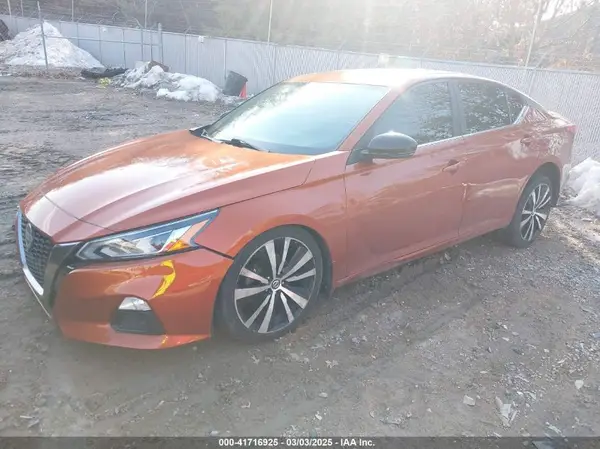 1N4BL4CW4KC209501 2019 NISSAN ALTIMA - Image 2