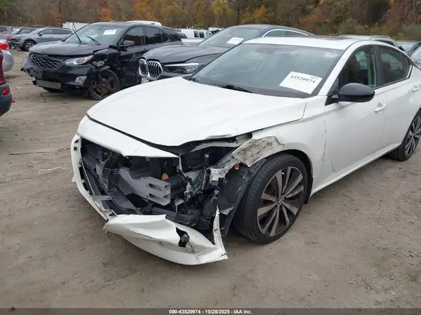 1N4BL4CW4KC223396 2019 NISSAN ALTIMA - Image 2