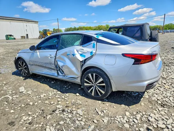 1N4BL4CW4KC241705 2019 NISSAN ALTIMA - Image 2