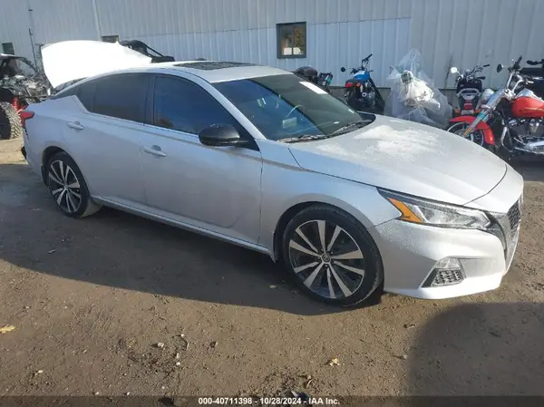 1N4BL4CW4LC123283 2020 NISSAN ALTIMA - Image 1
