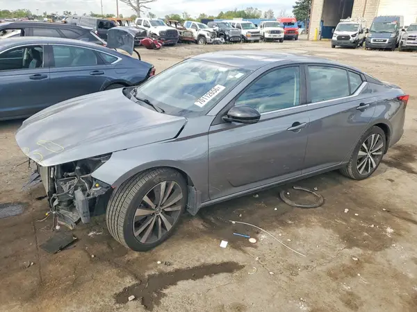 1N4BL4CW4LC172158 2020 NISSAN ALTIMA - Image 1