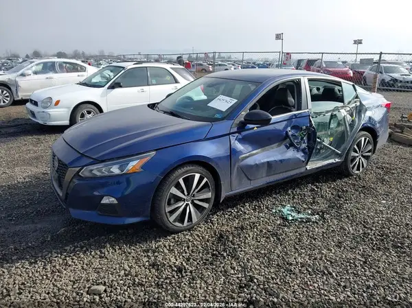 1N4BL4CW4LC261535 2020 NISSAN ALTIMA - Image 2