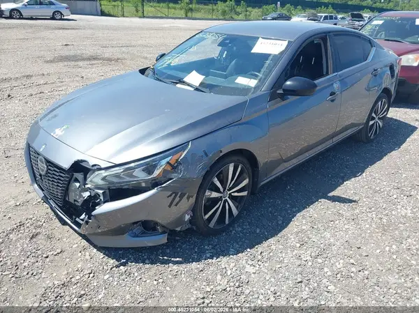 1N4BL4CW4MN417949 2021 NISSAN ALTIMA - Image 2