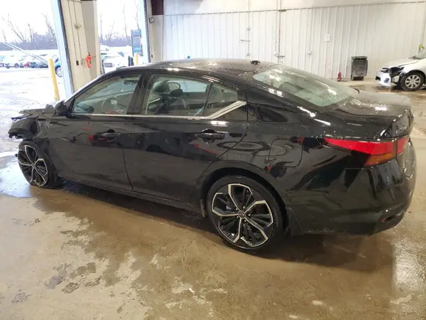 1N4BL4CW4RN328762 2024 NISSAN ALTIMA - Image 2