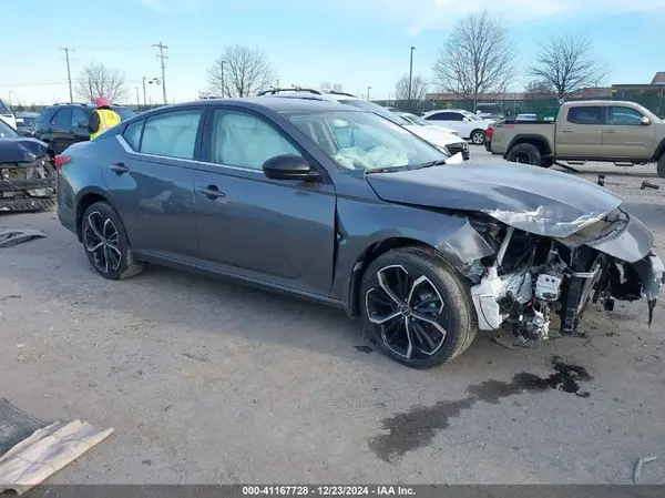 1N4BL4CW4RN356075 2024 NISSAN ALTIMA - Image 1