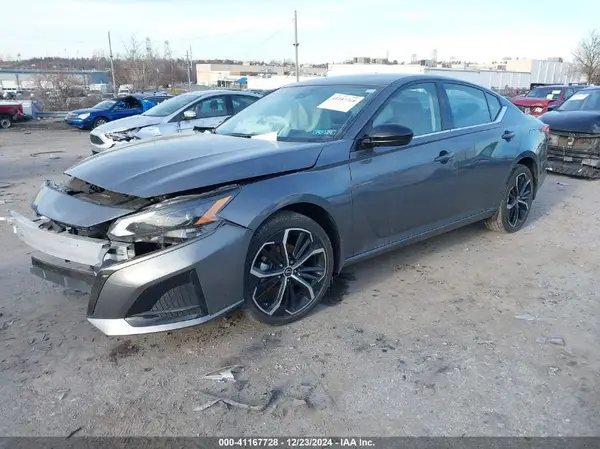 1N4BL4CW4RN356075 2024 NISSAN ALTIMA - Image 2