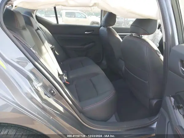1N4BL4CW4RN356075 2024 NISSAN ALTIMA - Image 8