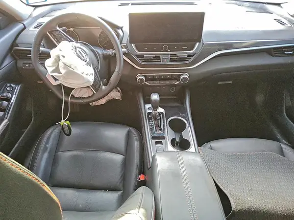 1N4BL4CW4RN384278 2024 NISSAN ALTIMA - Image 8