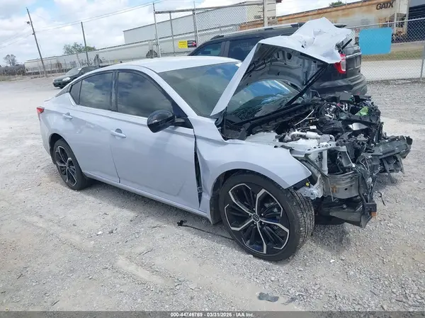 1N4BL4CW4SN417561 2025 NISSAN ALTIMA - Image 1