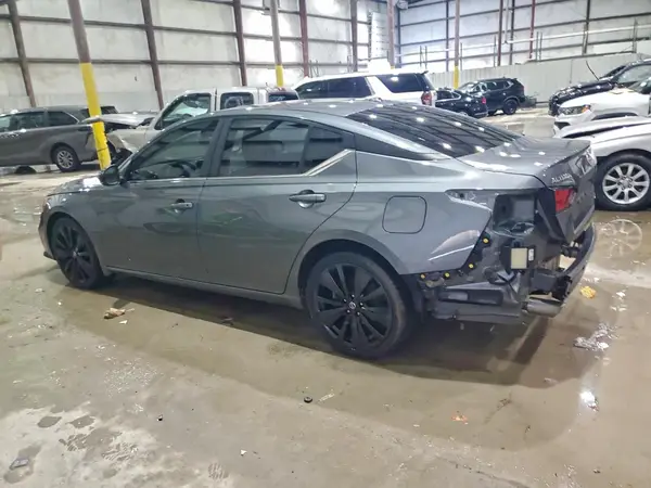 1N4BL4CW5KC139393 2019 NISSAN ALTIMA - Image 2