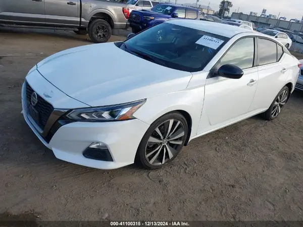 1N4BL4CW5KC181093 2019 NISSAN ALTIMA - Image 2
