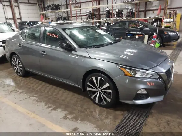 1N4BL4CW5KC185211 2019 NISSAN ALTIMA - Image 1