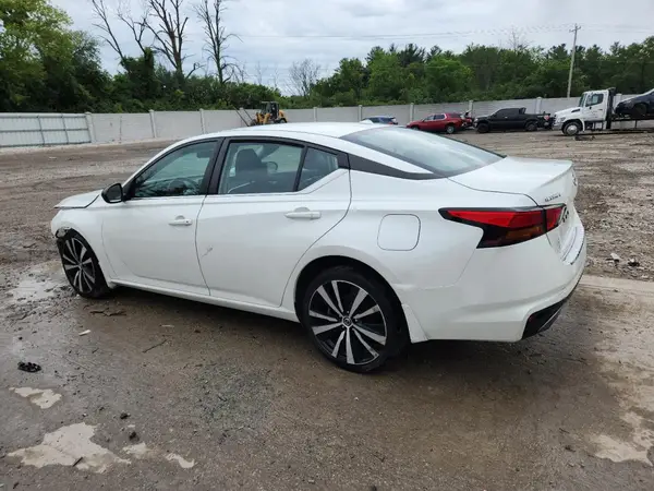 1N4BL4CW5KC248386 2019 NISSAN ALTIMA - Image 2