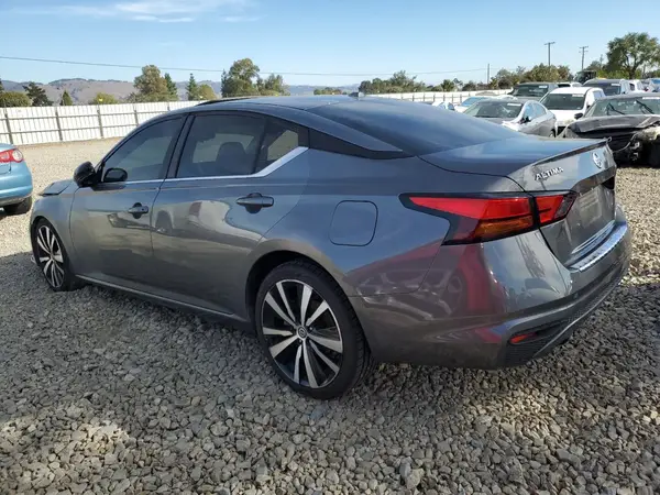 1N4BL4CW5KN301236 2019 NISSAN ALTIMA - Image 2